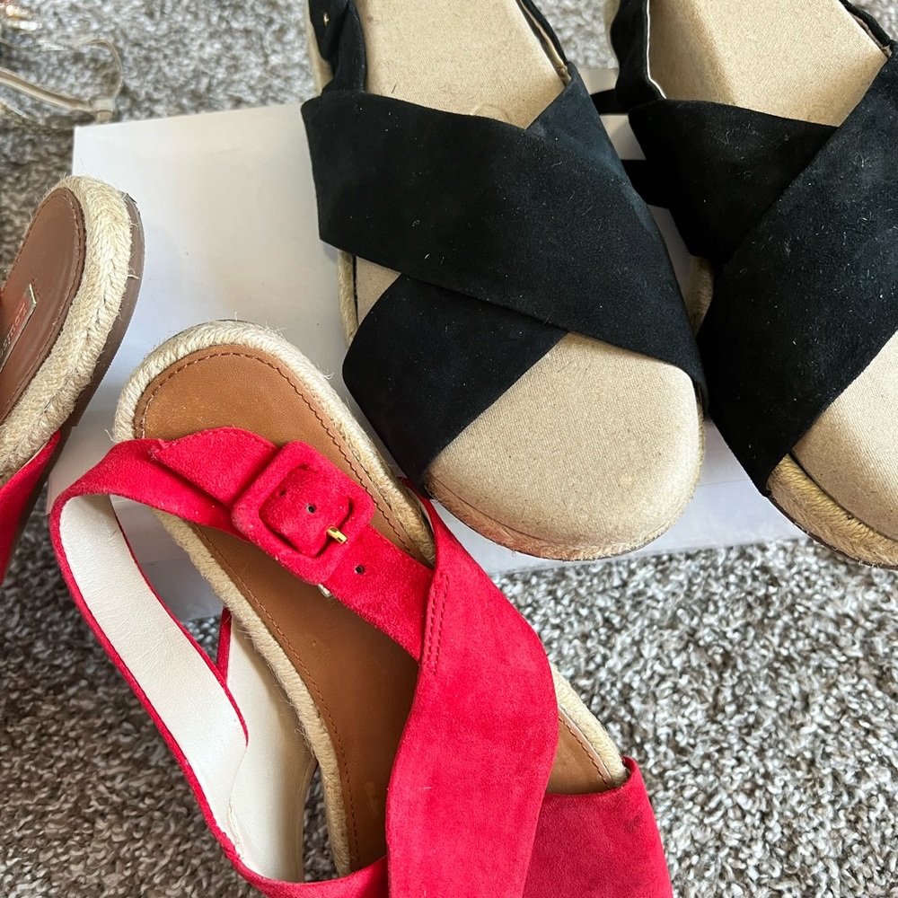 Louise et Cie Sandals Black Suede Isamarie Like New Size 7 So Stylish & Comfy! - Picture 5 of 5